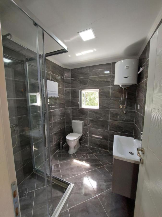 Superb Apartments Virpazar Ngoại thất bức ảnh
